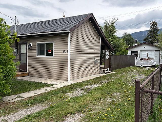 House for sale in Wedgewood, Alberta