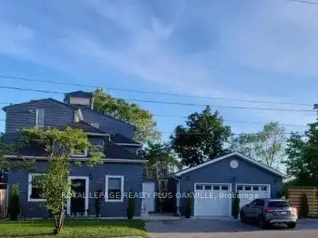 House for rent in Oakville, Ontario