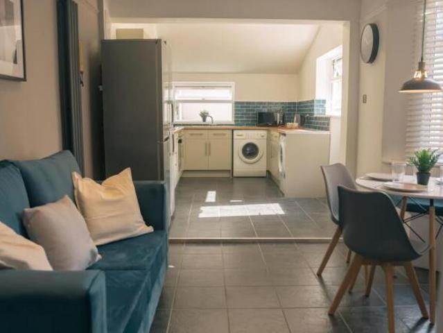 Property for rent in Swindon