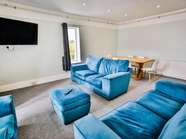 House for rent in Bohemia, Guestling Green