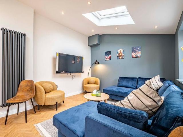 House for rent in Caldermill, East Midlands