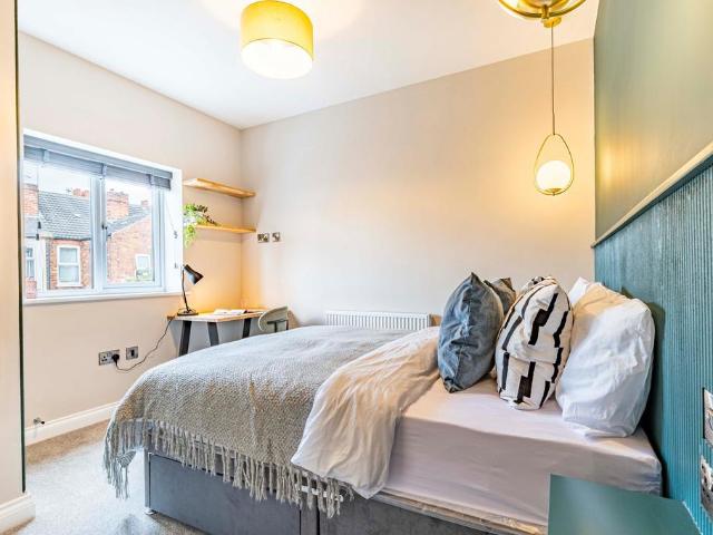 House for rent in Caldermill, East Midlands