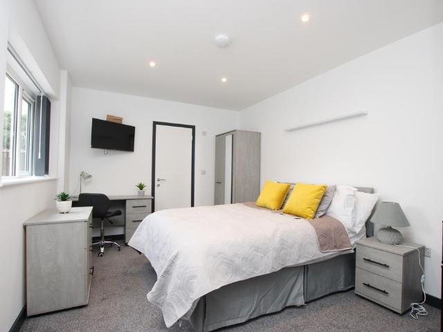 House for rent in Desborough