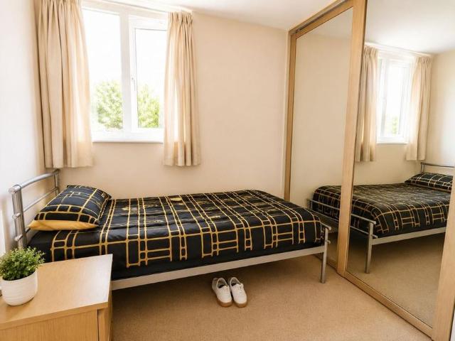 House for rent in Highfield, Pouchen End