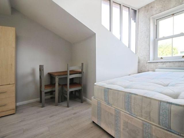 House for rent in Rodbourne, Swindon