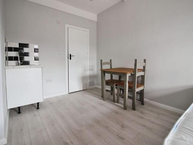 House for rent in Rodbourne, Swindon