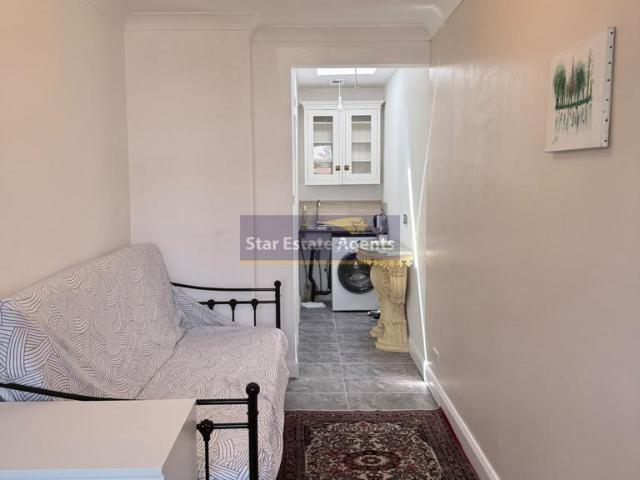 House for rent in London Borough of Ealing, Greenford