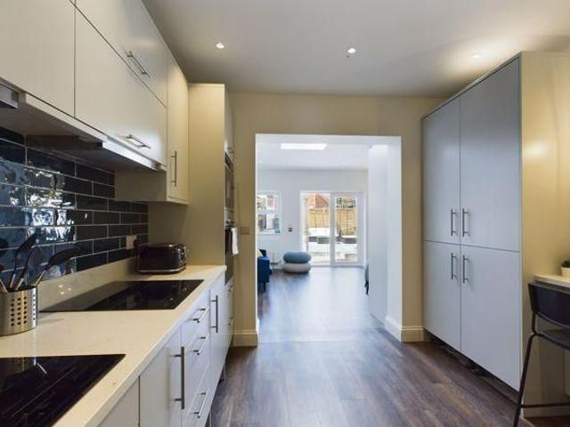 Room for rent in Yeovil, Somerset