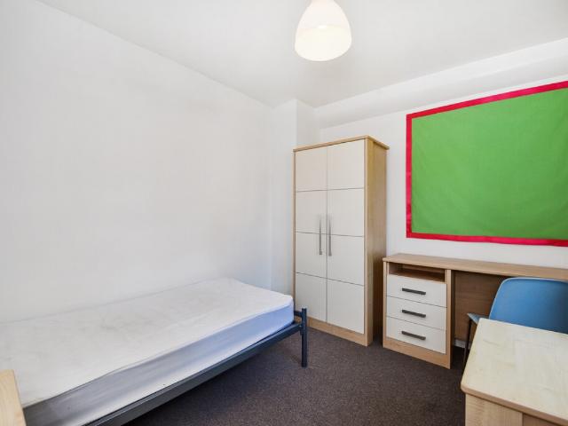 House for rent in Lower Stanmore, Winchester