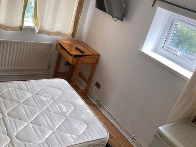 House for rent in Roehampton, Greater London