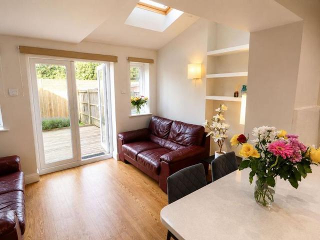 House for rent in Pouchen End, Hertfordshire