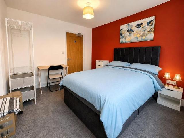 Room for rent in Horsell, Woking