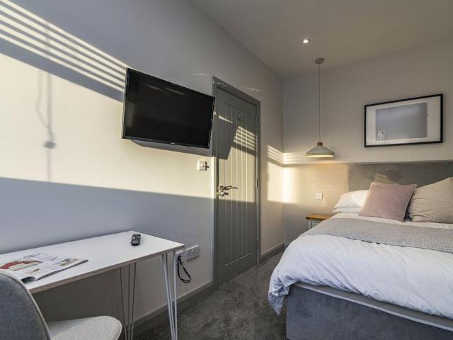 House for rent in Caldermill, East Midlands