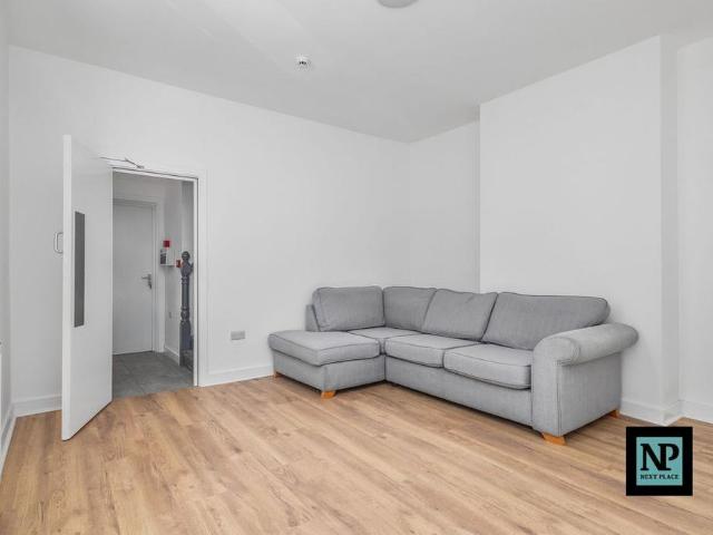 House for rent in Leyfields, Kettlebrook
