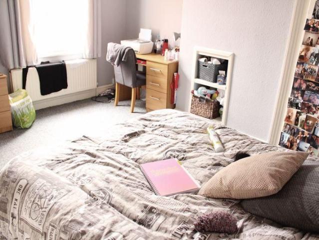 Room for rent in St Clements, Worcestershire