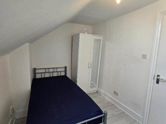 House for rent in Stroud Green, Greater London