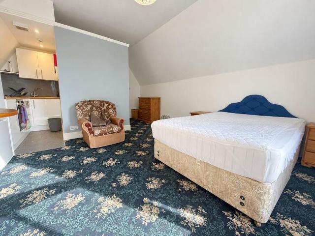 Room for rent in Old City, Bristol