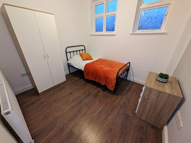 Apartment for rent in Caldermill, East Midlands