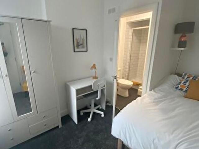 Apartment for rent in Crewton, East Midlands