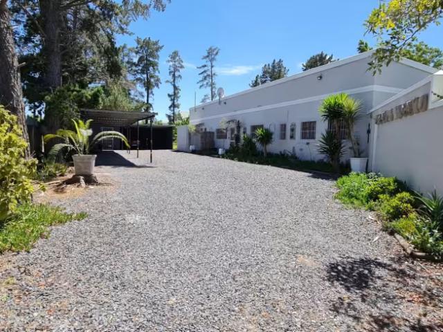 House for rent in Raithby, Somerset West