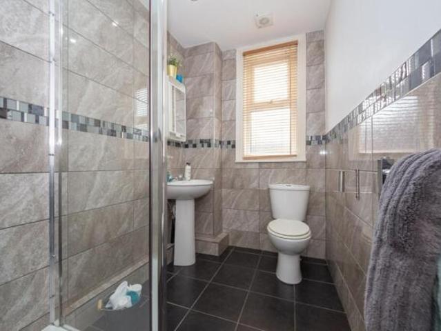 Room for rent in Beckett Park, Headingley