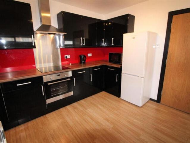 Room for rent in Moorlands, Bare