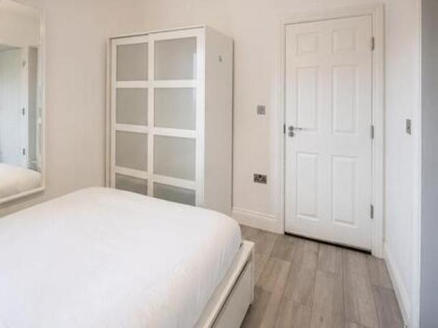 Room for rent in Cat Hill