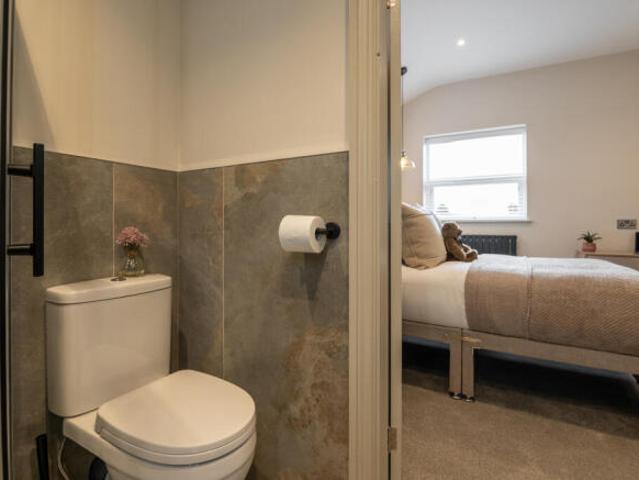 Room for rent in Calderstones