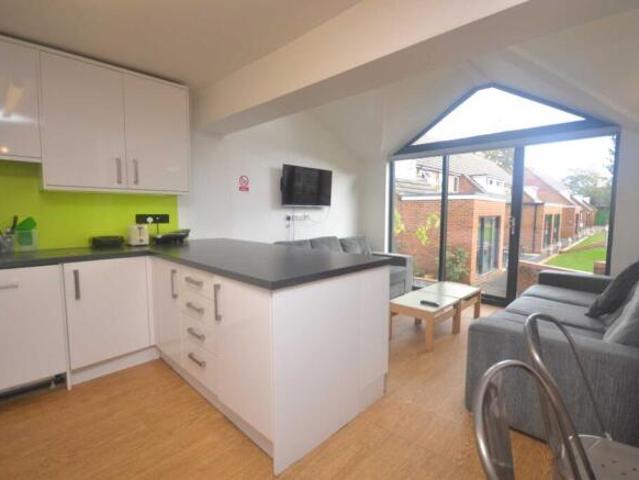 Room for rent in Whitley, Reading