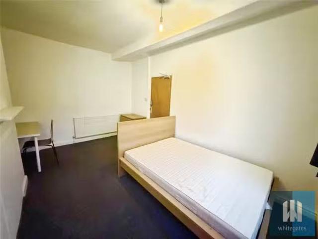 House for rent in Huddersfield, West Yorkshire