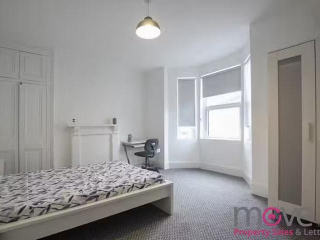 House for rent in Kings Barton, Gloucester