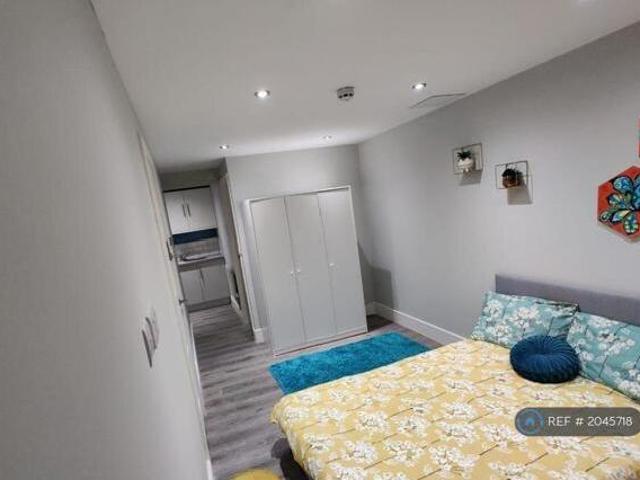 House for rent in Bridgefield, Kent