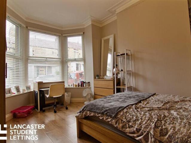 Room for rent in West End, Lancaster