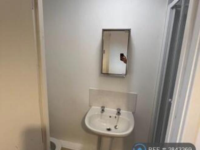 Room for rent in Gloucester, Gloucestershire