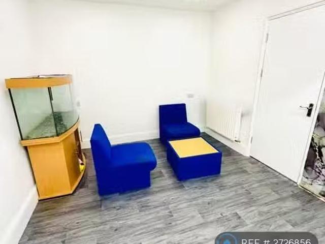 House for rent in Perry Beeches, Birmingham