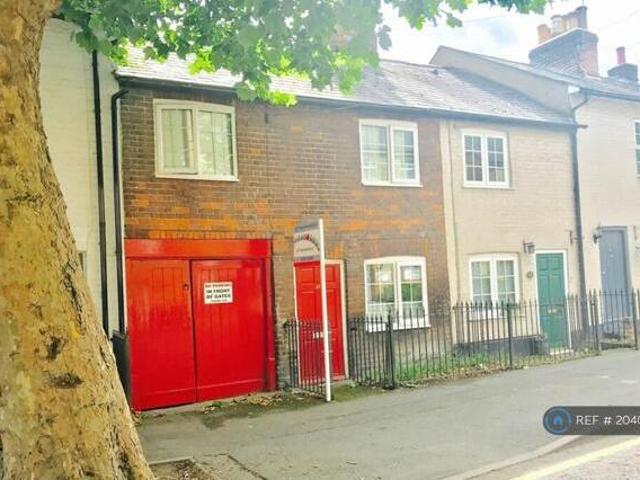 House for rent in Ashlyns Estate, Pouchen End