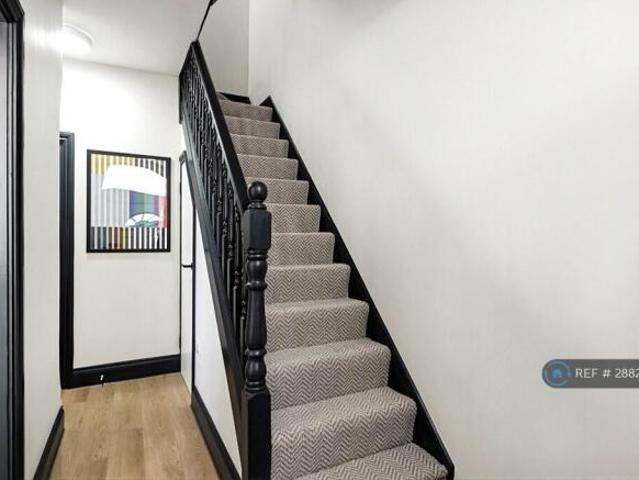 Room for rent in Cat Hill