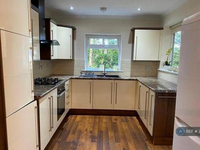 House for rent in Denholme, West Yorkshire