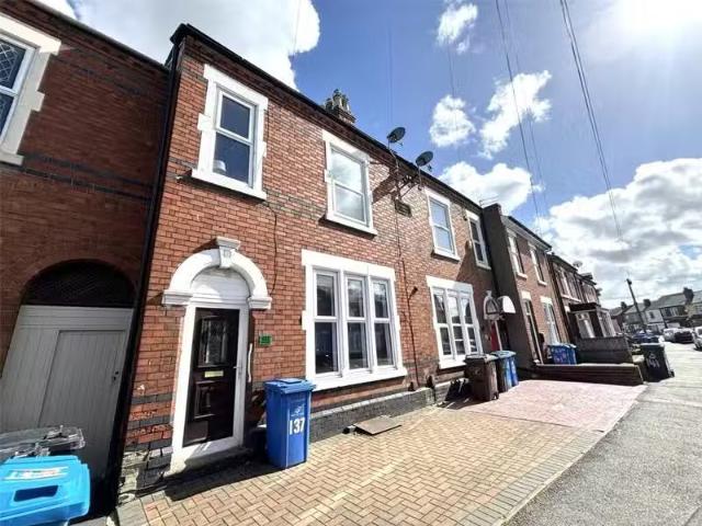 House for rent in Crewton, East Midlands