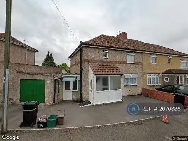 House for rent in Kingswood, School House