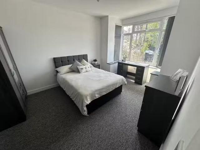 House for rent in Ponders End, Greater London