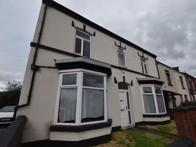House for rent in London Borough of Croydon, Greater London