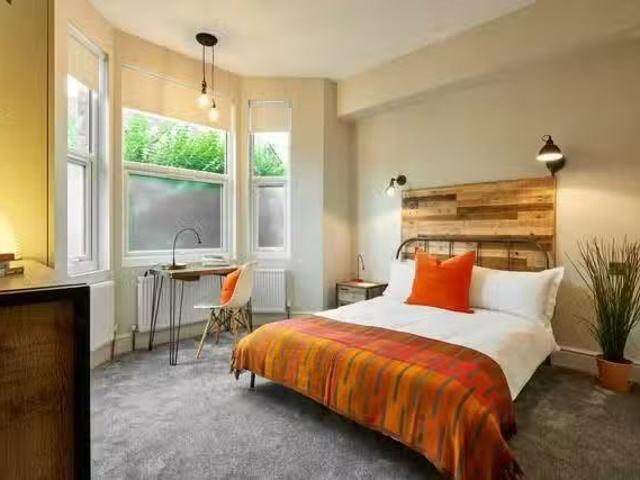 House for rent in Stoke, Ball Hill