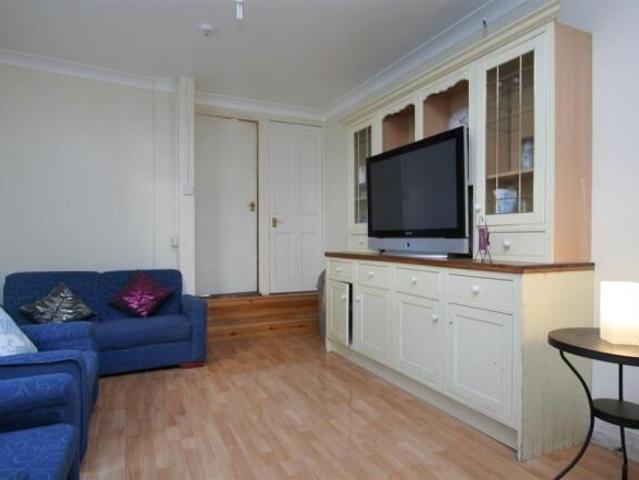 Room for rent in Canton, Wales