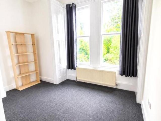 Room for rent in Cat Hill