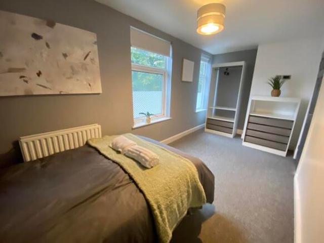 Room for rent in East Midlands
