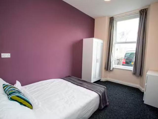 House for rent in Dee Park, Reading
