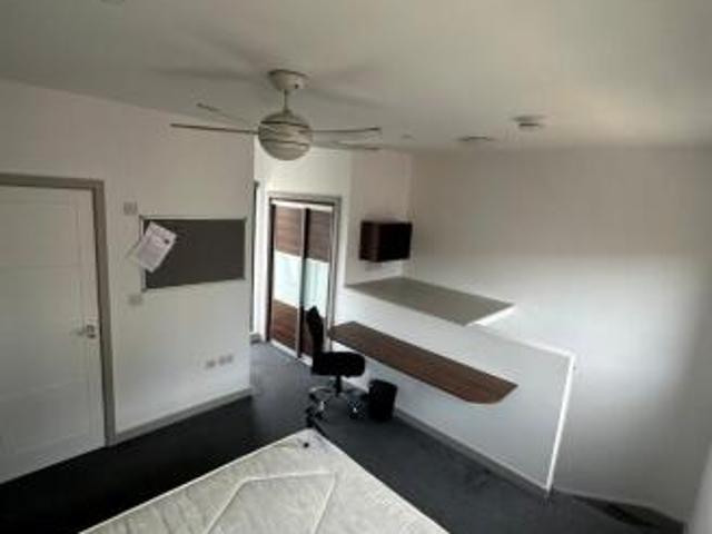 Room for rent in South Yorkshire