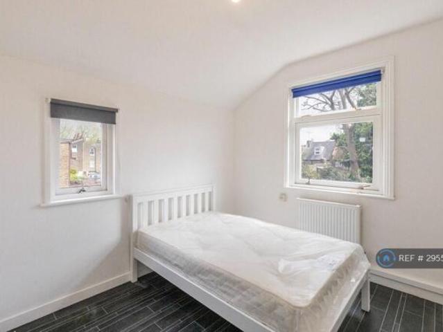 Room for rent in Cat Hill