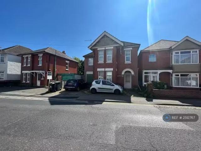 House for rent in Talbot Village, Bournemouth